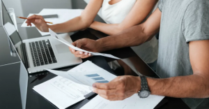 南通管家婆：小微企業(yè)如何選擇財務(wù)軟件？要考慮哪些方面？